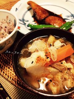 栄養満点♡お腹いっぱいの食べる豚汁♡-レシピのメイン写真