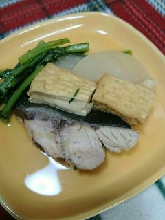 栄養満点!ぶりと厚揚げ、小松菜煮物-レシピのメイン写真