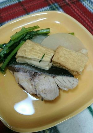 栄養満点！ぶりと厚揚げ、小松菜煮物-レシピのメイン写真
