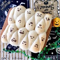 ちぎりパン&おばけロリースパン☆ハロウィン ハロウィンおばけちぎりパン by pumママ 【クックパッド】 簡単