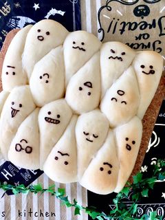 ハロウィンおばけちぎりパン-レシピのメイン写真