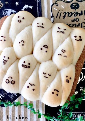 ハロウィンおばけちぎりパン-レシピのメイン写真