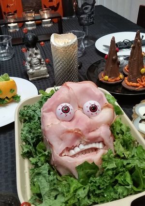 ハロウィンのマッシュポテトのハム顔-レシピのメイン写真