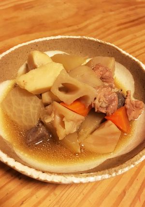 大根 里芋 蓮根 こんにゃく 人参 鶏肉-レシピのメイン写真
