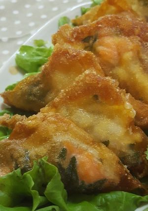 鮭のチーズワンタン揚げ-レシピのメイン写真