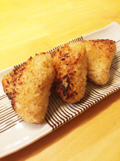 あごだしつゆで☆簡単うまうま焼きおにぎり-レシピのメイン写真