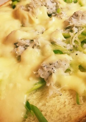 シャキシャキ☆しらす葱チーズトースト-レシピのメイン写真