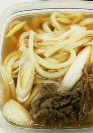 ☆手抜き☆ ずぼら弁当 ～温かいうどん～-レシピのメイン写真