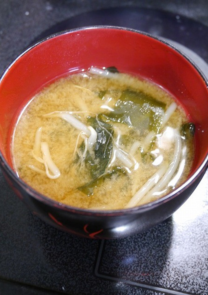 簡単！もやしとわかめの味噌汁-レシピのメイン写真
