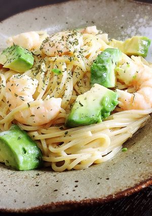 アボカドとえびのクリームパスタ-レシピのメイン写真