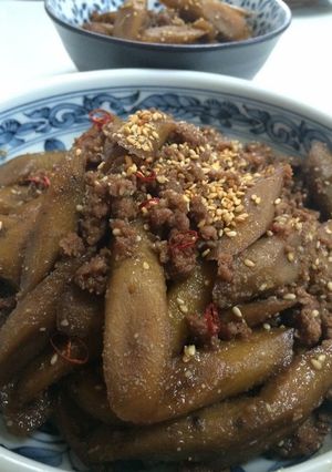 ごぼうと豚コマのピリ辛煮-レシピのメイン写真