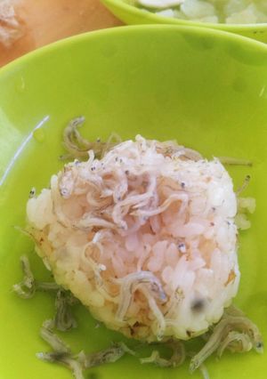 子供から大人までじゃことおかかのおにぎり-レシピのメイン写真