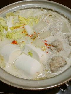 ダシダで♪担々肉団子鍋-レシピのメイン写真
