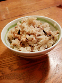 お吸い物の素で!炊き込みご飯!-レシピのメイン写真