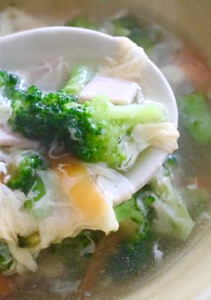 味覇でお手軽♪ ブロッコリーの中華スープ-レシピのメイン写真