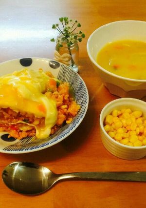 カボチャシチューソースのオムライス-レシピのメイン写真