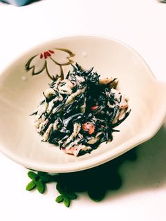 ひじきとかにかまのマヨ和え-レシピのメイン写真
