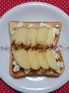 リンゴとカッテージチーズのデザートパン!-レシピのメイン写真
