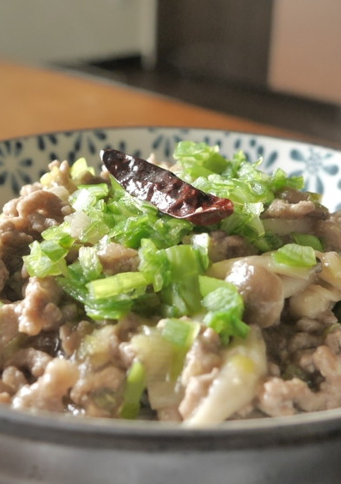 簡単！ひき肉ときのこの中華風あんかけ丼-レシピのメイン写真