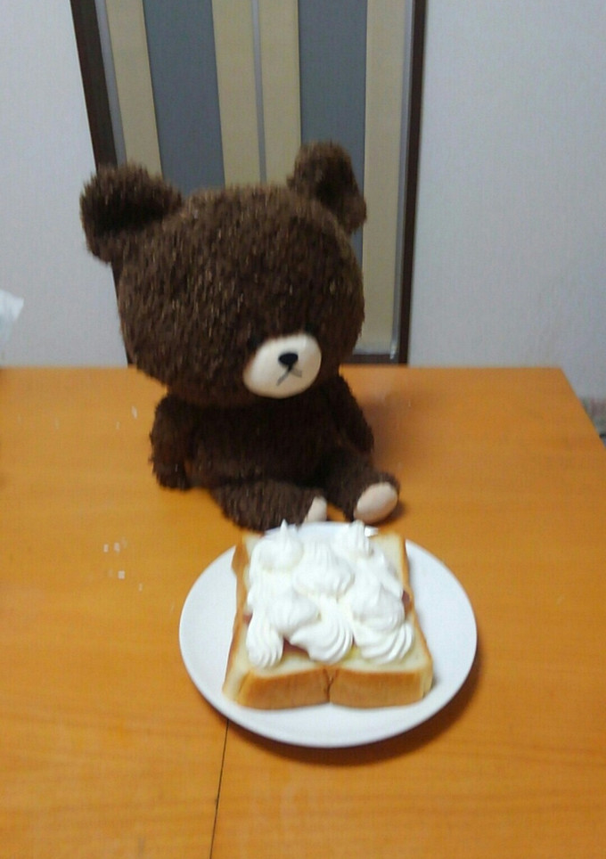 洋梨のコンポーと洋梨生クリームトースト-レシピのメイン写真