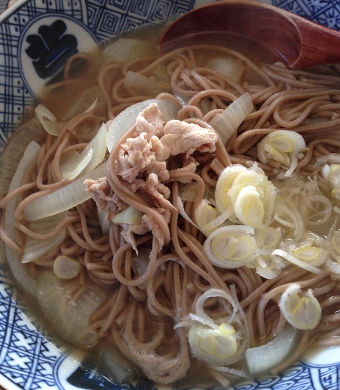 久原のあごだしつゆで簡単肉そば-レシピのメイン写真