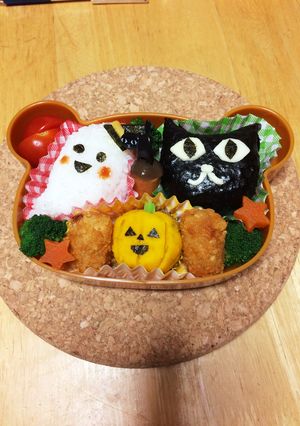キャラ弁 ハロウィン 黒猫ちゃんおにぎり-レシピのメイン写真