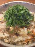 いろいろキノコと人参のバター混ぜご飯♪