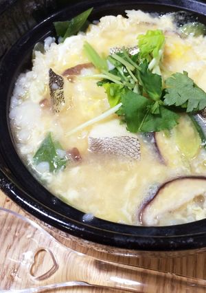 調味料１つ！あごだしつゆで鱈入り雑炊☆-レシピのメイン写真