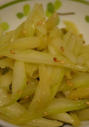 セロリのナンプラー金平！美味しすぎ！-レシピのメイン写真