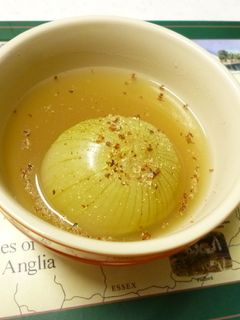 丸ごと玉ねぎのスープ煮-レシピのメイン写真