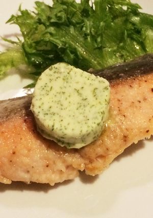 魚料理を楽しむディルバター-レシピのメイン写真