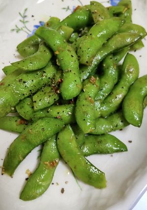 冷凍のまま簡単♪枝豆のガーリック炒め-レシピのメイン写真