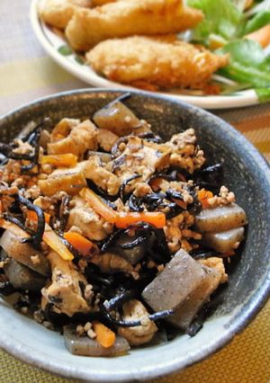 子供も大満足！挽肉in具沢山ひじきの煮物-レシピのメイン写真