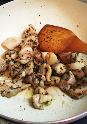 鶏肉の香草炒め-レシピのメイン写真