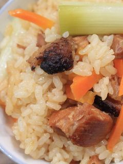 味付けは醤油だけ!*簡単鶏炊き込み御飯-レシピのメイン写真