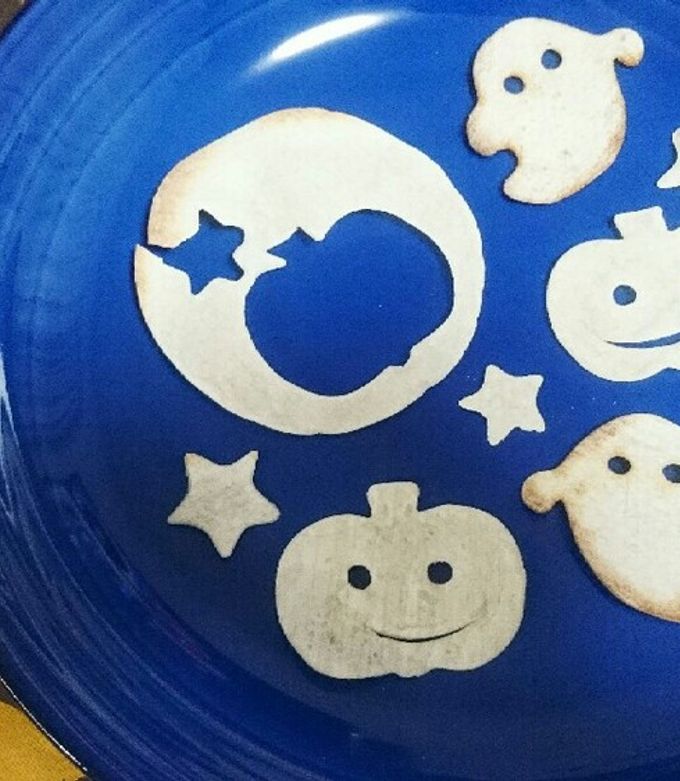 餃子の皮で簡単ハロウィンおばけチップス-レシピのメイン写真