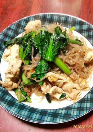 豚肉と小松菜の糸コンサッパリ炒め-レシピのメイン写真