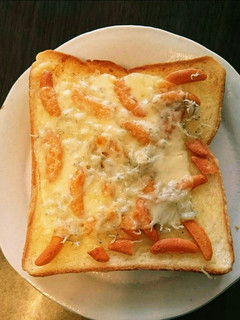 柿の種とちりめんじゃこのチーズトースト-レシピのメイン写真
