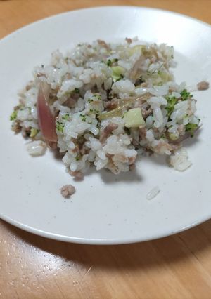 ひき肉とブロッコリーの柚子胡椒チャーハン-レシピのメイン写真