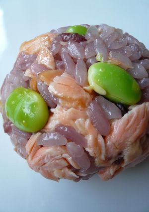 枝豆と鮭のおにぎり。-レシピのメイン写真