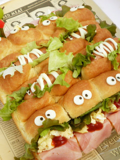 ちぎりパンでハロウィンサンドイッチ-レシピのメイン写真