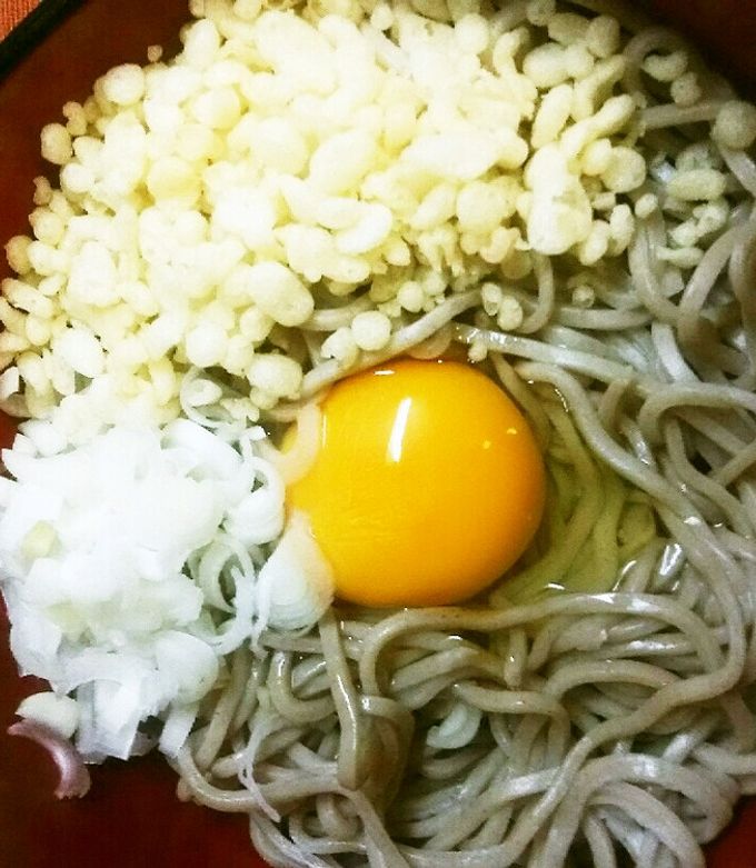 カップ麺より早くできちゃう卵かけ蕎麦♪-レシピのメイン写真