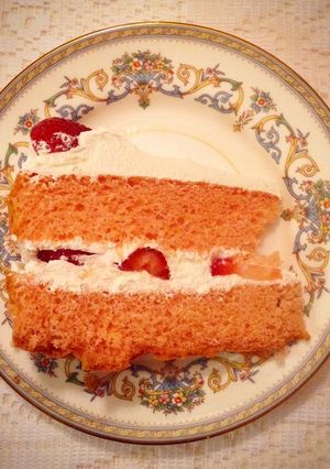 ピンクのスポンジケーキ-レシピのメイン写真