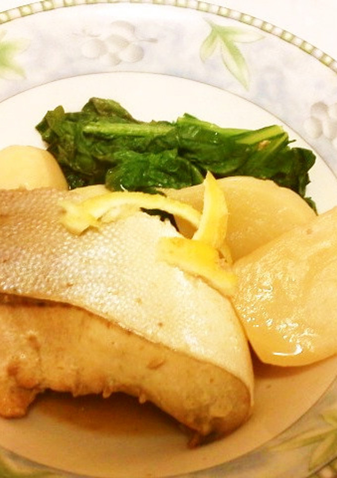 だしがしみしみ～☆鰤とカブの煮つけ-レシピのメイン写真
