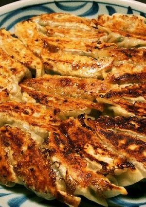休日男子の本格ジューシージュワっと餃子！-レシピのメイン写真