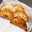 餃子の皮でアップルパイ