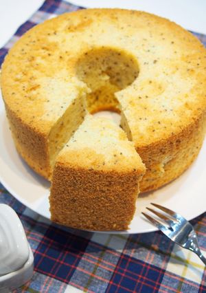 ふわふわチアシードの健康シフォンケーキ-レシピのメイン写真