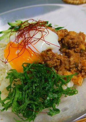 トマト肉味噌で!!肉味噌うどん♪-レシピのメイン写真