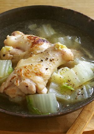 液体塩こうじで白菜と手羽元のスープ-レシピのメイン写真
