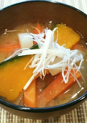 簡単♡かぼちゃ、人参、大根の味噌汁♡-レシピのメイン写真